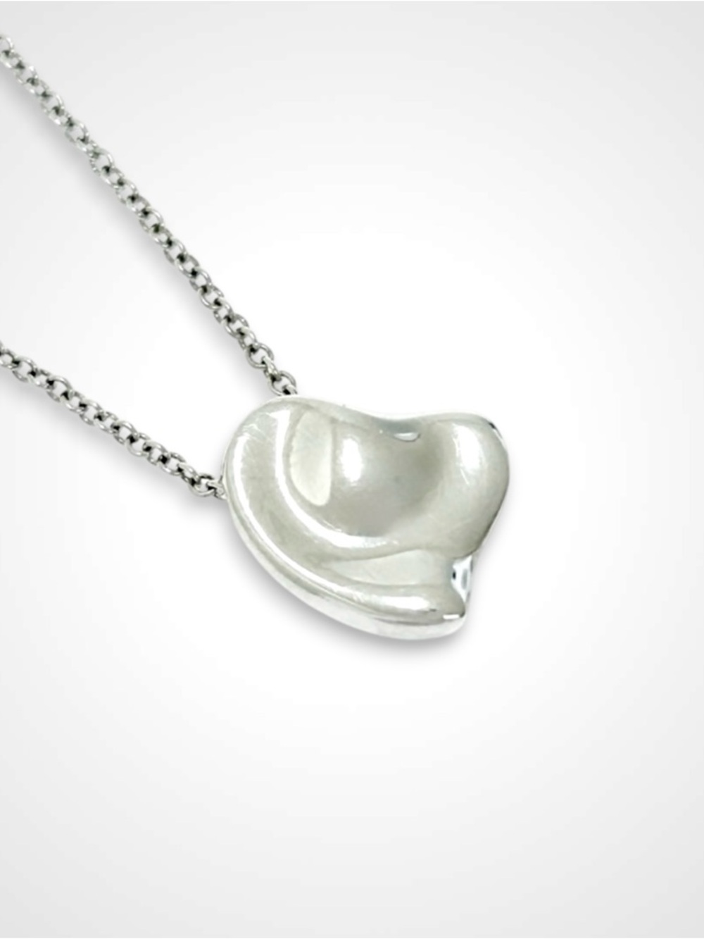 Tiffany & Co. Elsa Peretti 925 Sterling Silver Vintage 1980 Full Heart Necklace